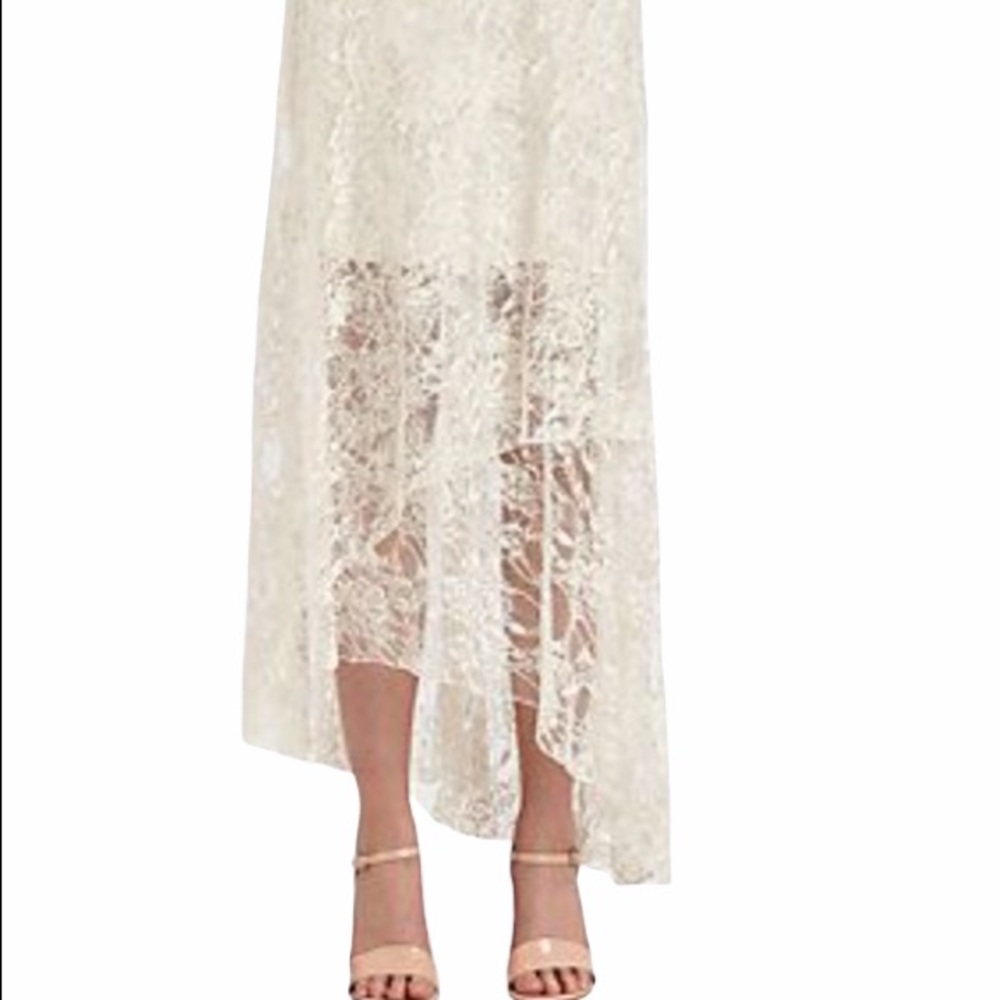 ALICE + OLIVIA NWT Kaileen Lace Hi Low Skirt Size 6 in Cream Lace